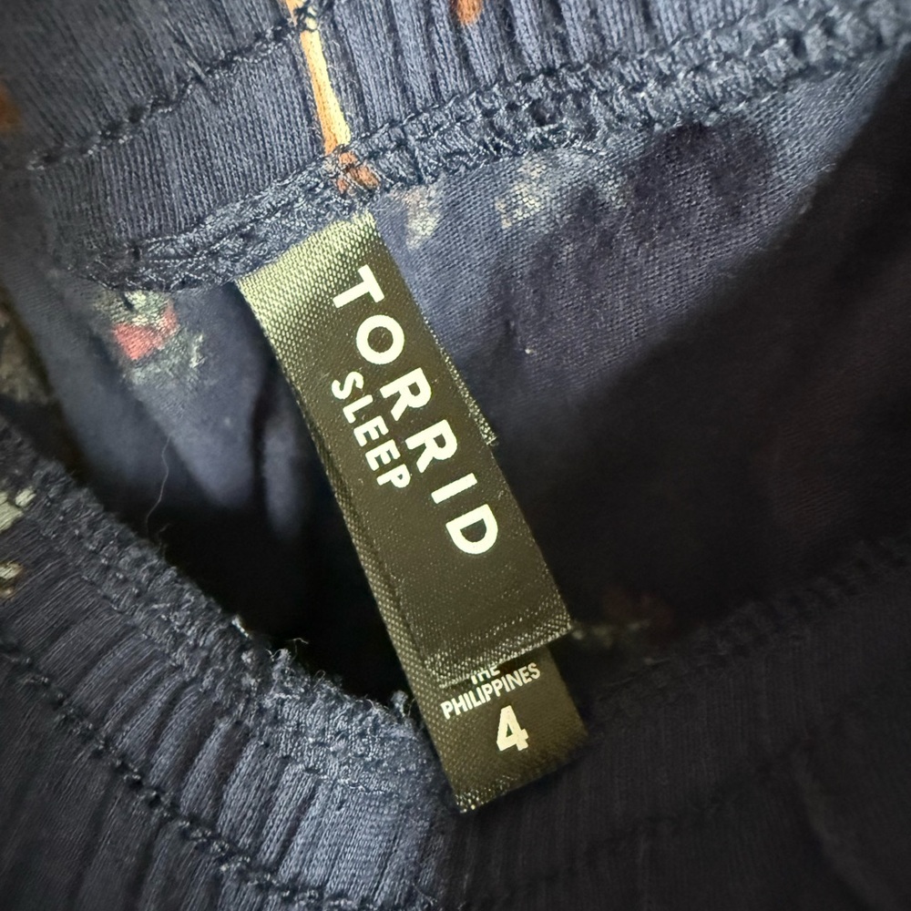 Torrid Sleep Set - Picture 4 of 8